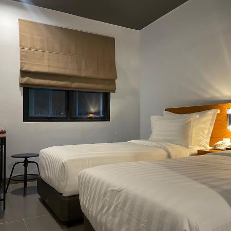 D'Primahotel Lagoi Bintan Экстерьер фото